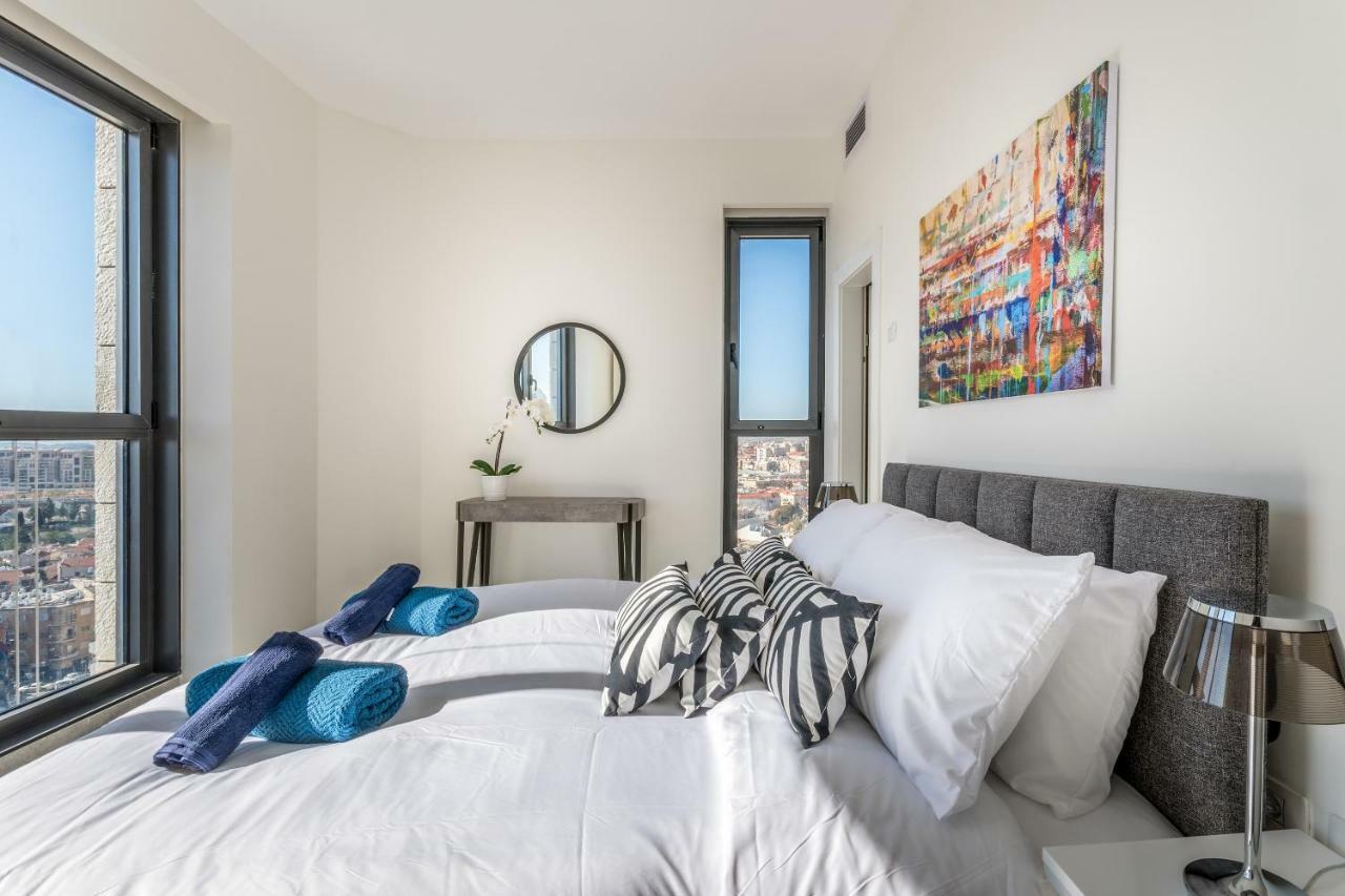 J Tower - Fantastic View - Top Location - Private Parking Jerusalém Exterior foto